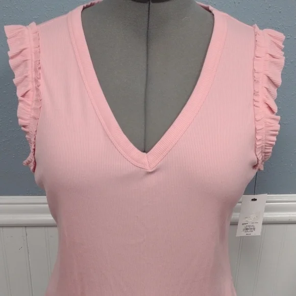 NEW Nine West Pink Ruffle V-Neck Tank Top - Picture 3 of 10